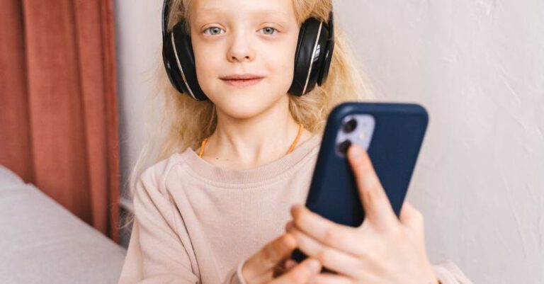How to Choose the Right Gadgets for Your Kids?
